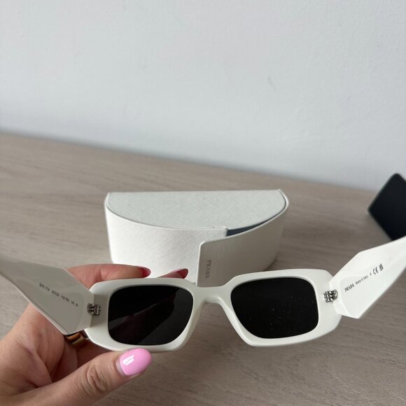 NWOT Prada SPR17W Symbole Sunglasses In Chalk White Geometric Design - Picture 7 of 11